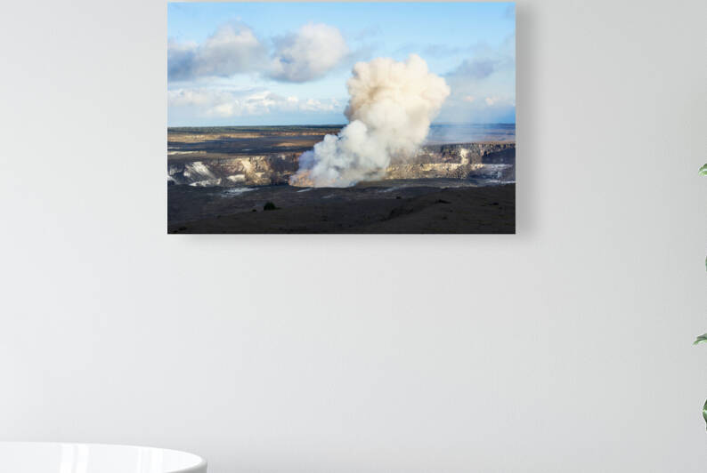 Kilauea volcano at night by Joe Belanger