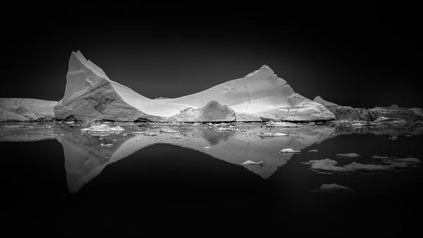 TRANQUILITY IN BLACK AND WHITE Digital Download