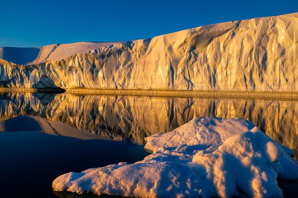 MIDNIGHT SUN ON ICE Téléchargement Numérique