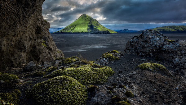 GREEN CROWN OF THE HIGHLANDS Digital Download