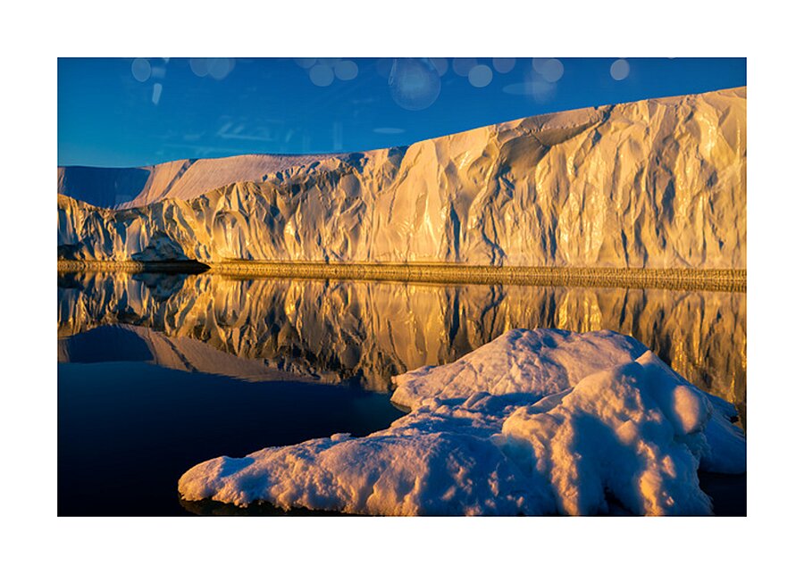 MIDNIGHT SUN ON ICE Impression et Cadre photo