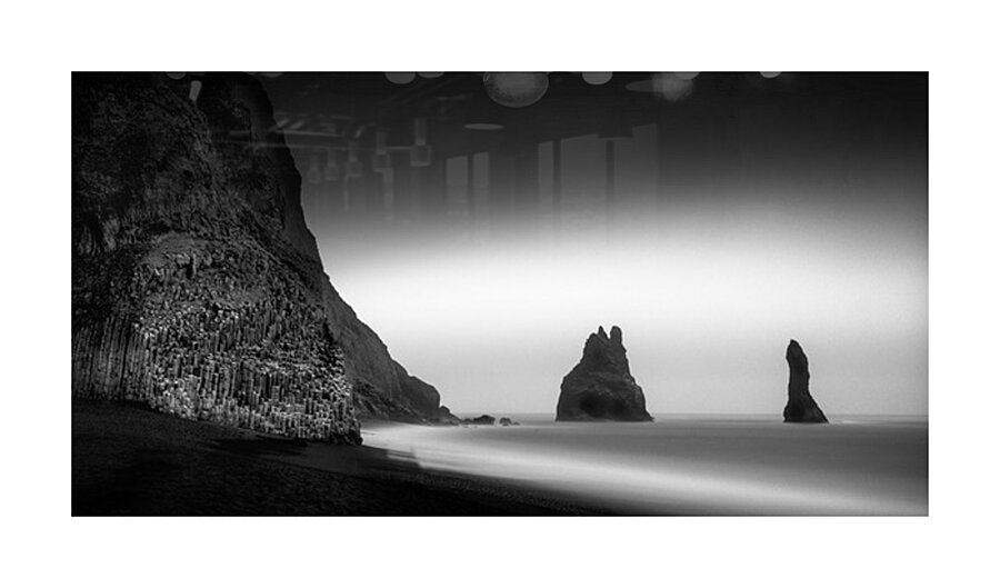 REYNISDRANGAR BEACH 2 Picture Frame print