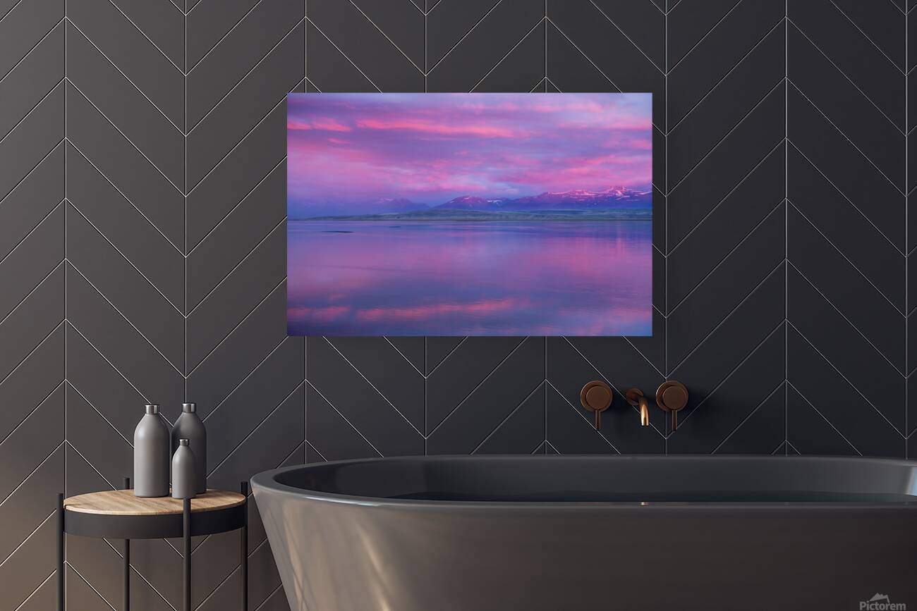 THE HOUR BETWEEN SUNSET AND SUNRISE 0050 TO 0 Reproduction