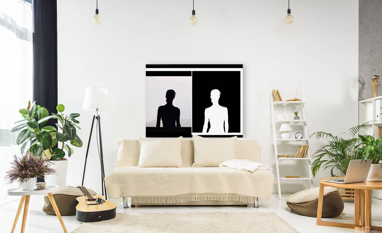 TITLE : BLACK  WHITE Reproduction