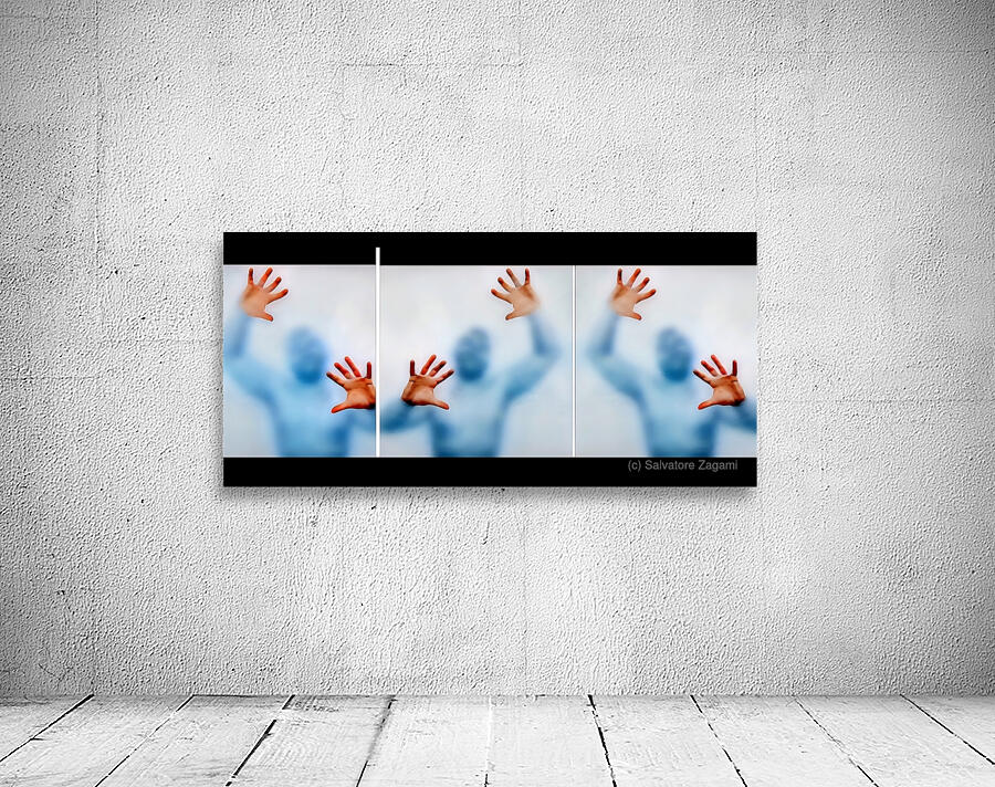 TITLE  :  INNER ESCAPE  Wall Preview