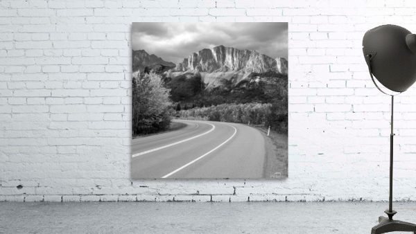 Sawback Range 02 Wall Preview