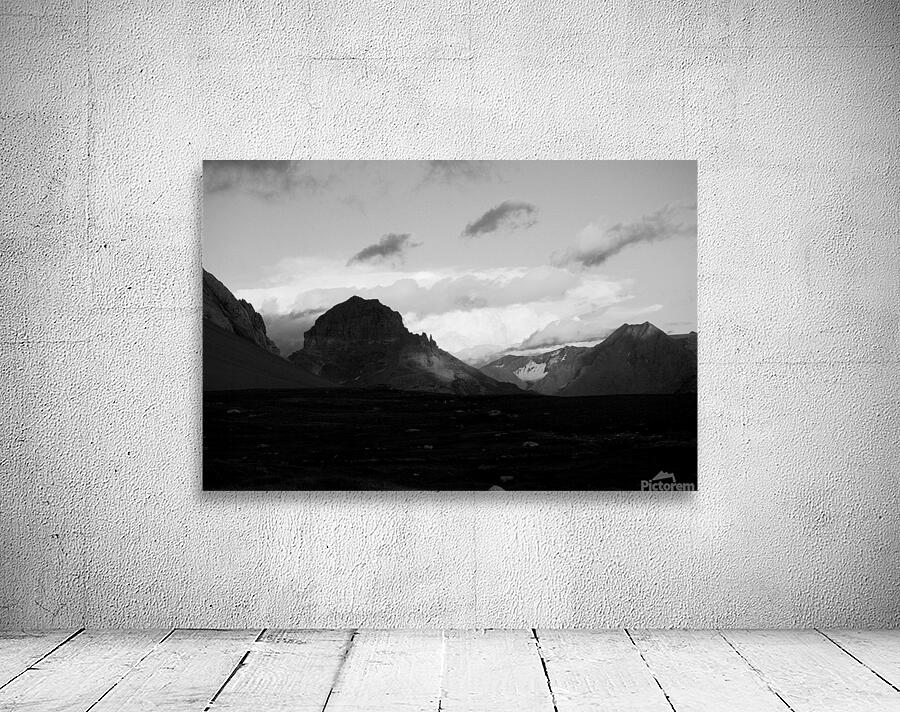 Black and white landscape Wall Preview