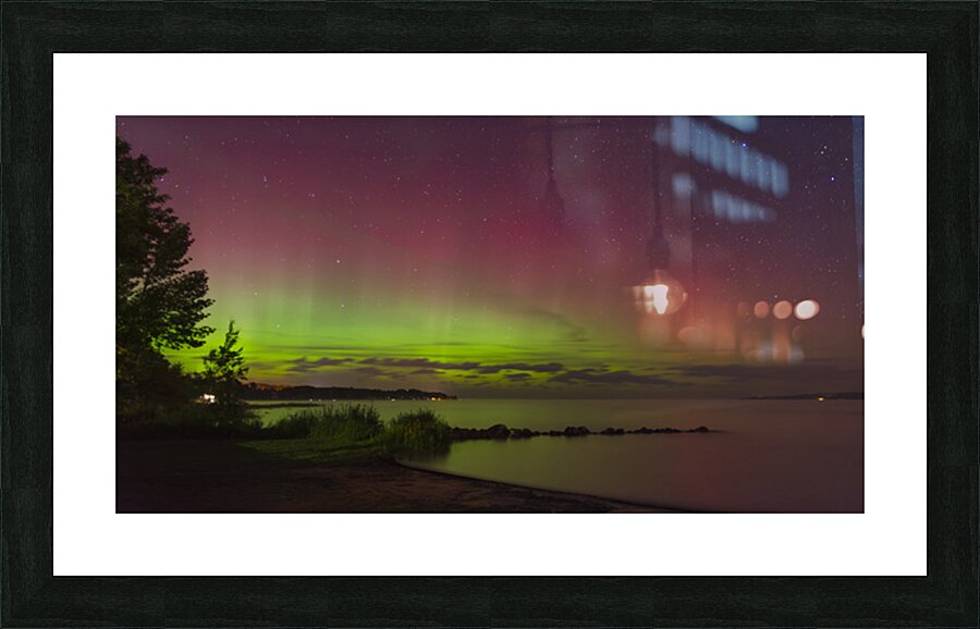 Balmy Beach Aurora Panorama Picture Frame print