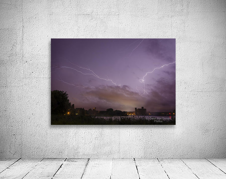 Bayshore Lightning Storm Wall Preview