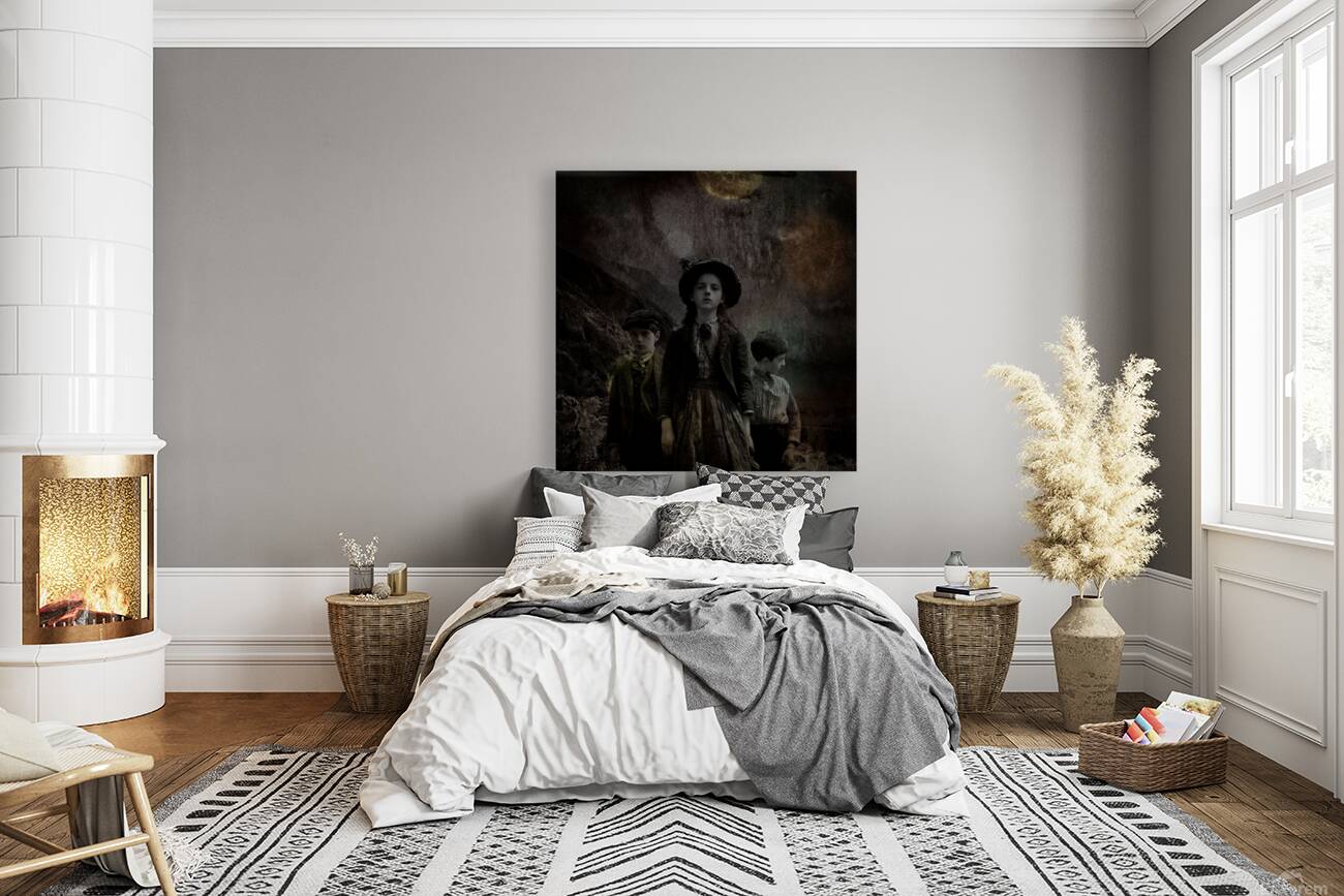 The Hollow Stare Reproduction