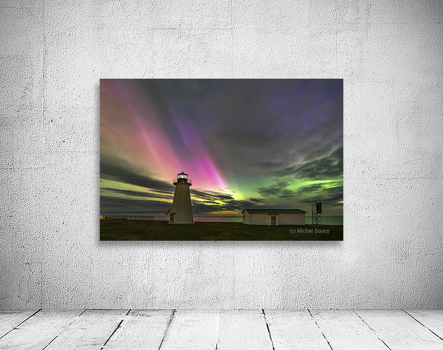 Northern_Lights_on_Cheticamp-Island_at_Enragee_Point_Lighthouse. Wall Preview