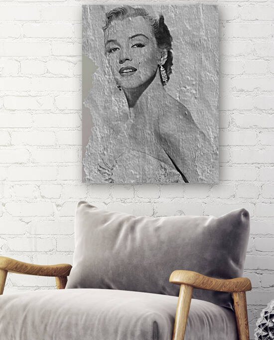 Marilyn Monroe classic by Ivan Venerucci Italian Style