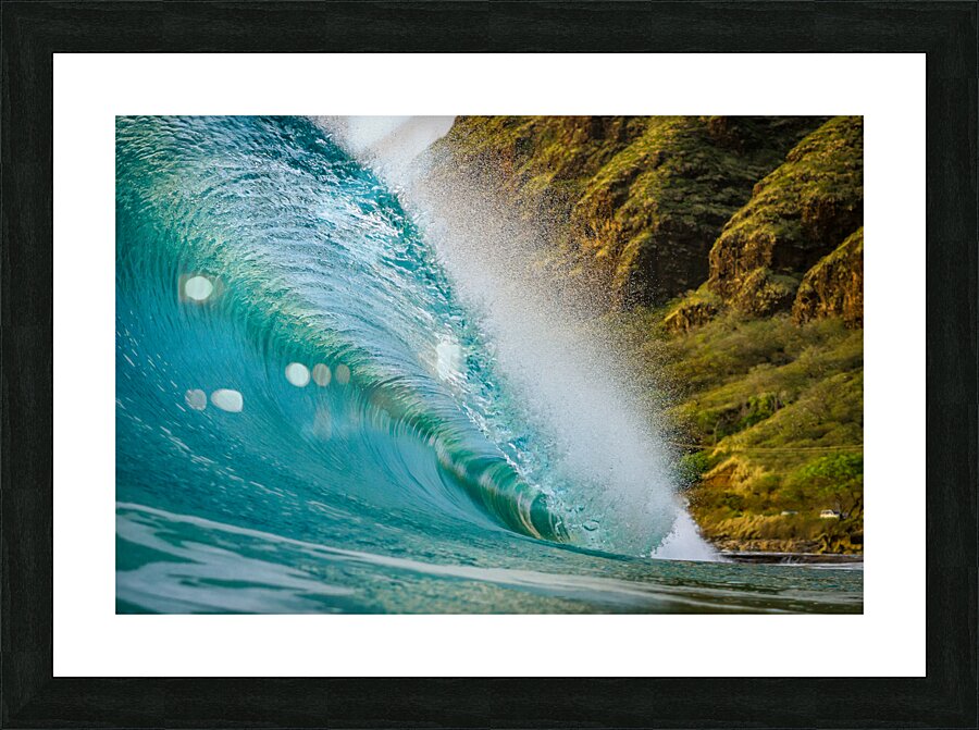 HawaiiShorebreak Picture Frame print