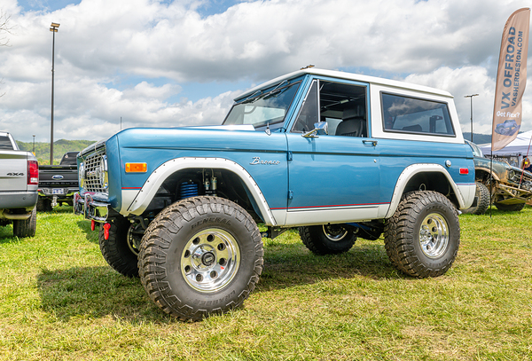1976 Bronco Smiley at Super Celebration East Digital Download