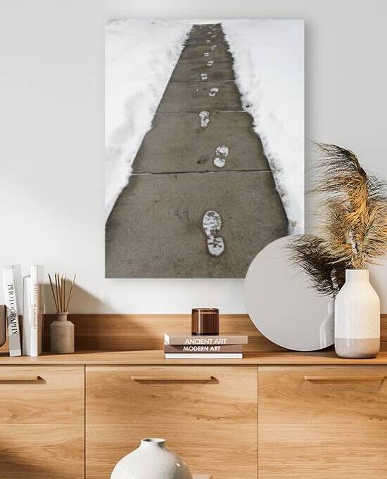 SNOWY FOOTPRINTS Reproduction