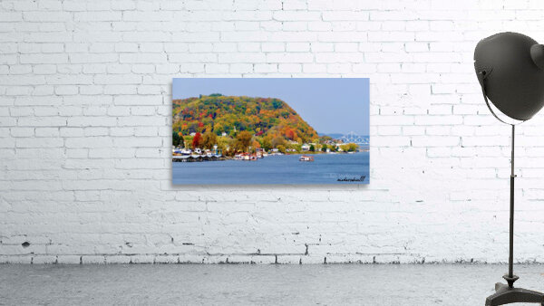 LANSING IOWA FALL Wall Preview