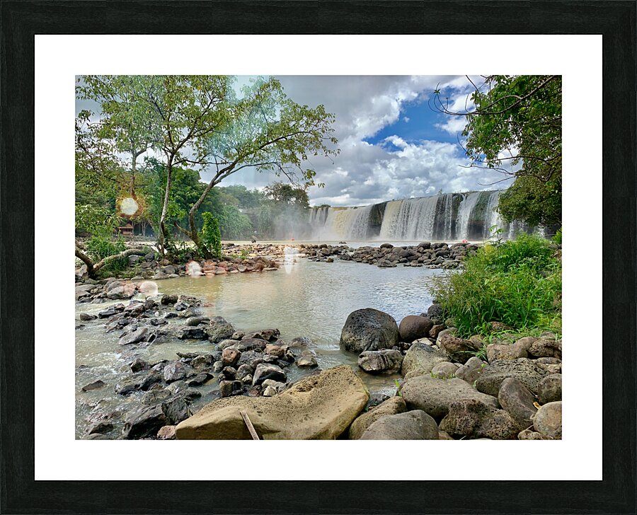 Dray Nur Waterfall Picture Frame print