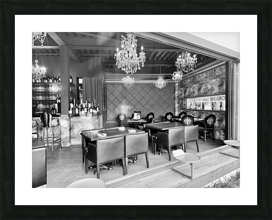 Chic Bistro Seoul South Korea Picture Frame print