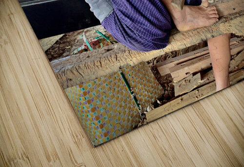 Woodworker Jimmy Roy Photos puzzle