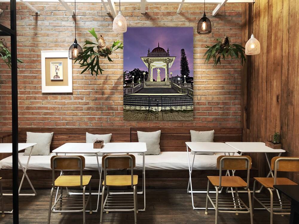 Mysore City Hall Statue Reproduction