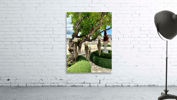 Heads Hanging Wall Preview