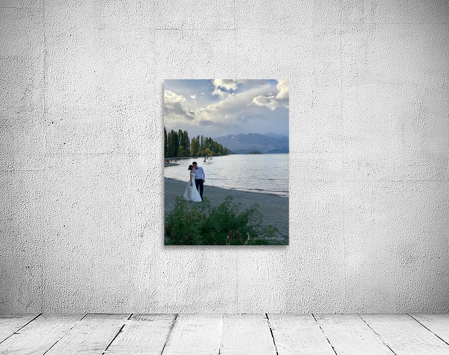 Newlyweds by the Wanaka Tree Wall Preview