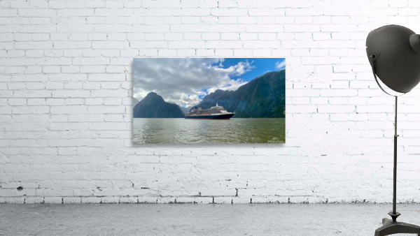 Milford Sound Cruise Wall Preview