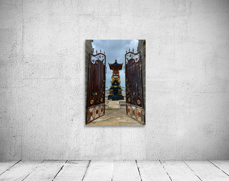 Temple s Gate Wall Preview