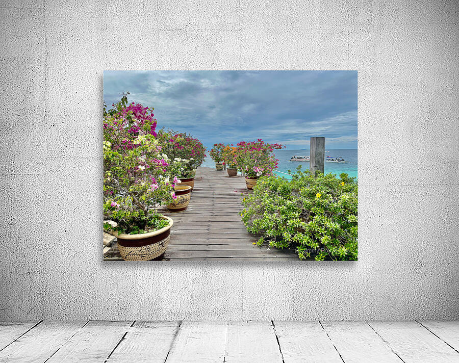 Maboul Island 7 Wall Preview