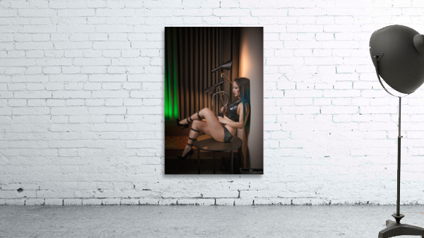 Miss Xi - Pensive Wall Preview