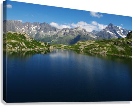 Mountain lake Canvas Print