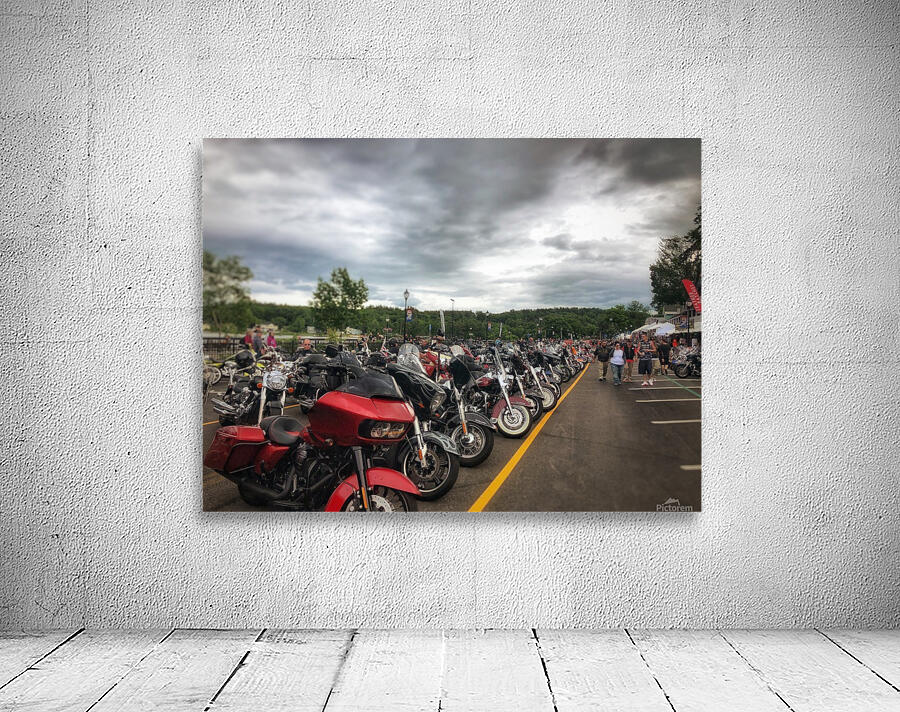 Laconia 2 Wall Preview
