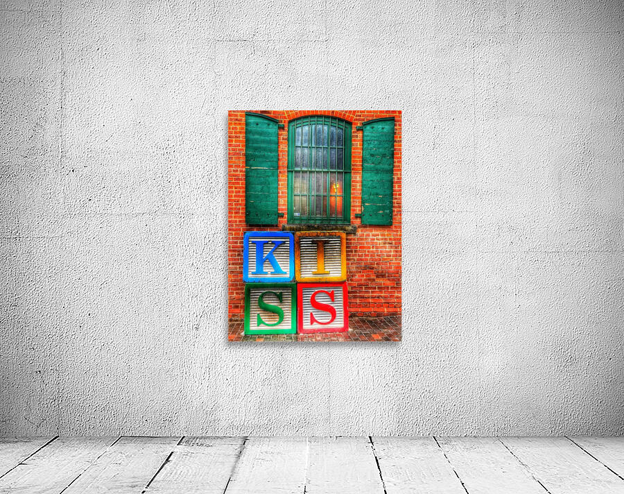 District Kiss Wall Preview