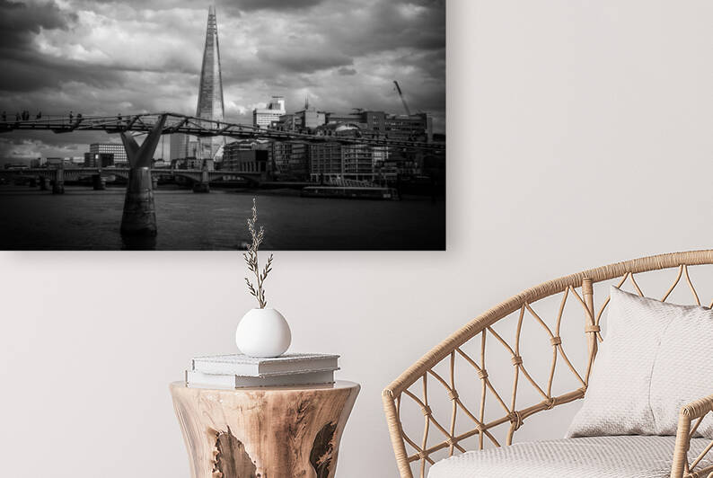 London Point by Milton Cogheil