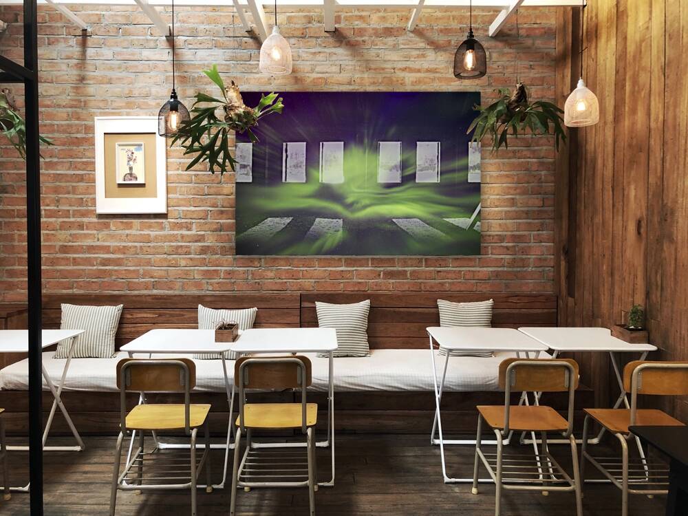 Green and Purple Aurora Burst Reproduction