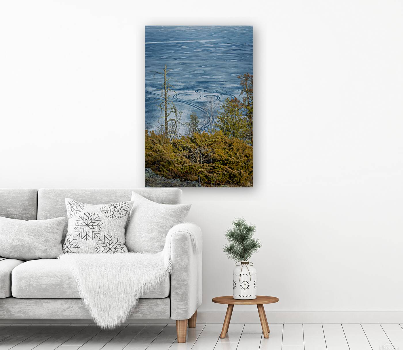 Ice Circles Reproduction