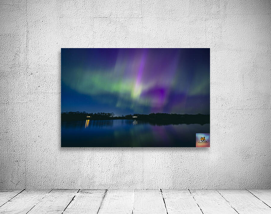 Northern Lights on the Lake Wall Preview