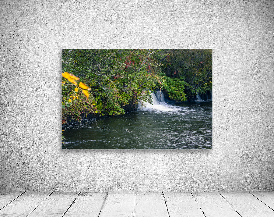 Small  Falls Wall Preview