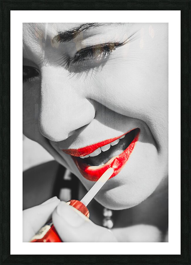 Black white and red lipgloss pinup Picture Frame print