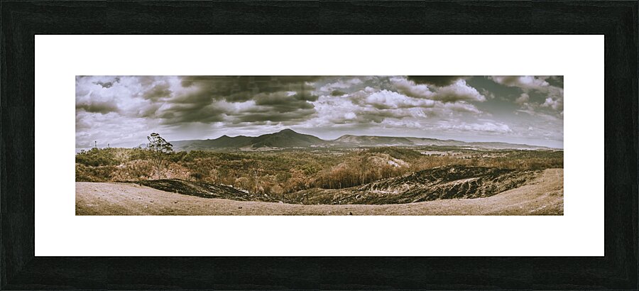Dramatic wide Mount Perry landscape  Picture Frame print