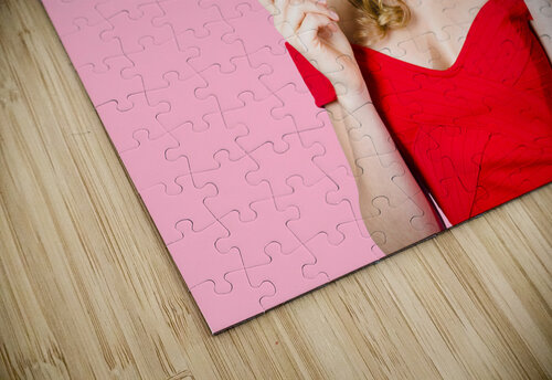 Beauty salon pinup girl smiling with haircare comb Jorgo puzzle