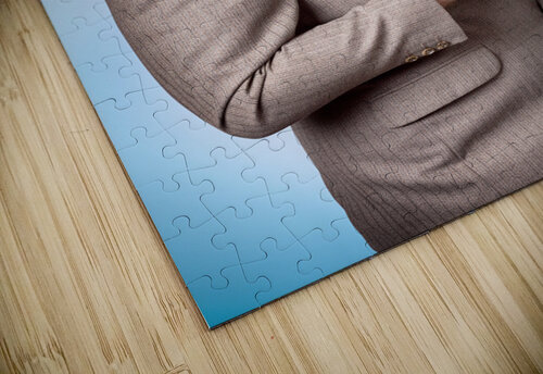 Consumer making discount purchase with moth wallet Jorgo puzzle