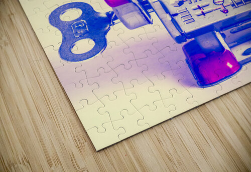 In ultraviolet Jorgo puzzle