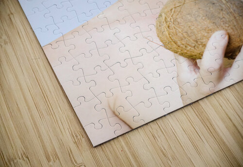 Handsome summer man drinking coconut cocktail Jorgo puzzle