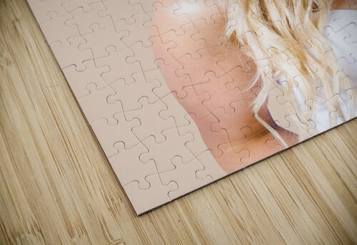 Gorgeous blond woman laughing on telephone call Jorgo puzzle