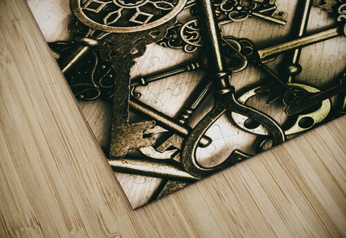 Vintage keys on wooden table Jorgo puzzle