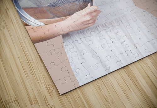 Retro pin-up girl giving bottle of soft drink Jorgo puzzle