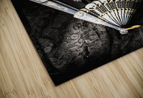 In fashion of mystery and elegance Jorgo puzzle