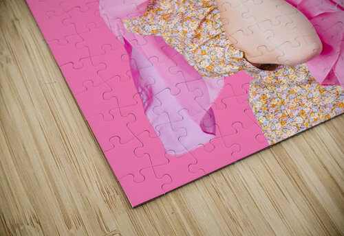 Classic retro woman wearing pinup fashion Jorgo puzzle