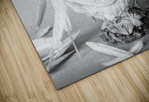 On a porcelain pedestal Jorgo puzzle